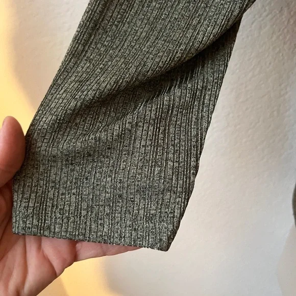 Michael Kors top size M - Picture 4 of 7